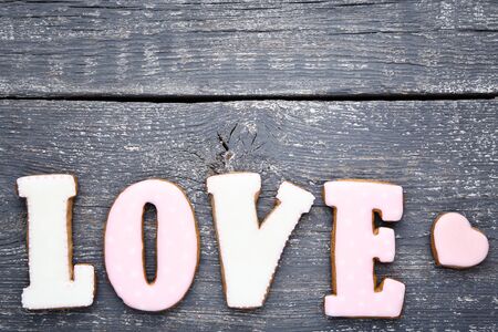 Venus in Reverse: Love, Relationships, and British Life During Venus Retrograde