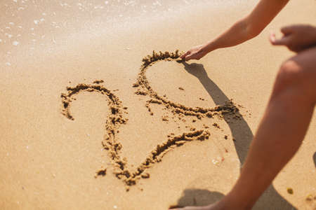 Exploring Synastry: Detailed Zodiac Compatibility Charts Tailored to British Lovers
