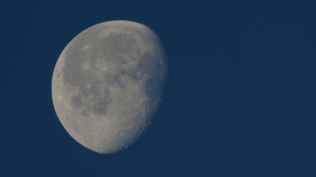 Leo Full Moon: Inspiring Creativity, Authenticity, and British Self-Expression