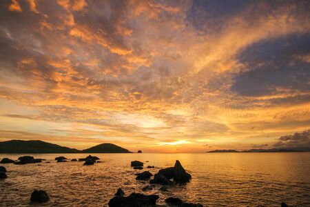 Summer Solstice Forecasts: Harnessing Maximum Light for Personal Growth