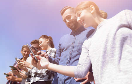 Family, Friendship, and Home Life: UK-Centric 2025 Zodiac Insights