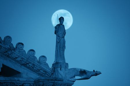 Full Moon and British Rituals: How Lunar Astrology Shapes Seasonal and Cultural Events